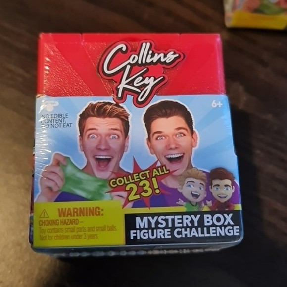 Collins Key Mystery Box Figure Challenge NIB - Picture 2 of 5